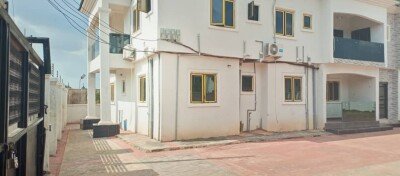 3 Bedroom flat upstair