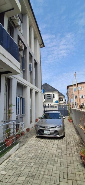 3 Bedroom Suite Modern House Apartment - Lagos-2